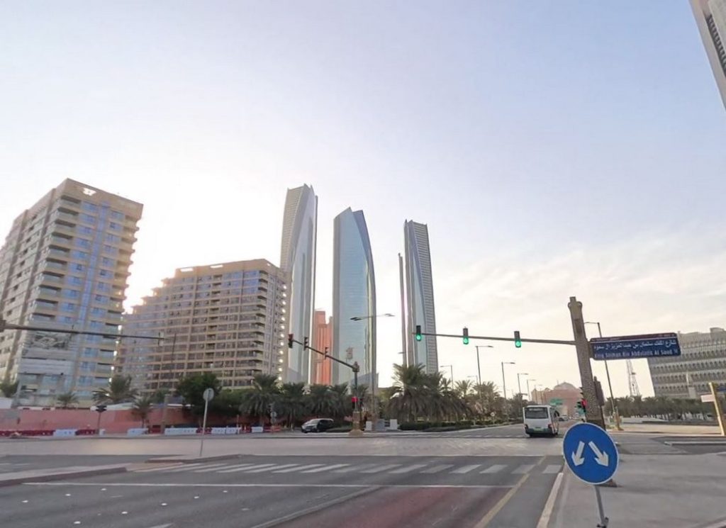 Ескалация в Близкия изток: 12 ранени при ракетна атака в Абу Даби