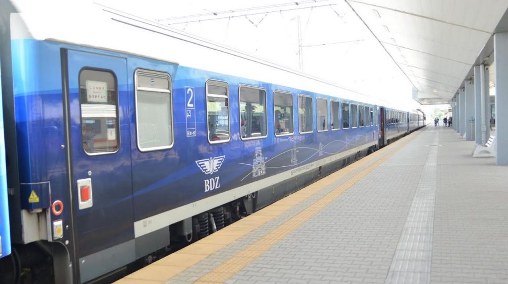 Временно ограничение: Влаковете между Горна Оряховица и Дъбово се движат до 40 км/ч