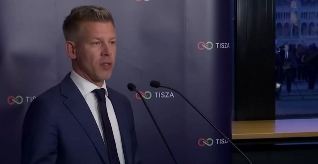 Исторически обрат в Унгария: Петер Мадяр иска оставката на президента