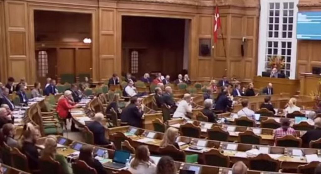 Исторически прецедент в Дания: Жените вече са мнозинство в правителството