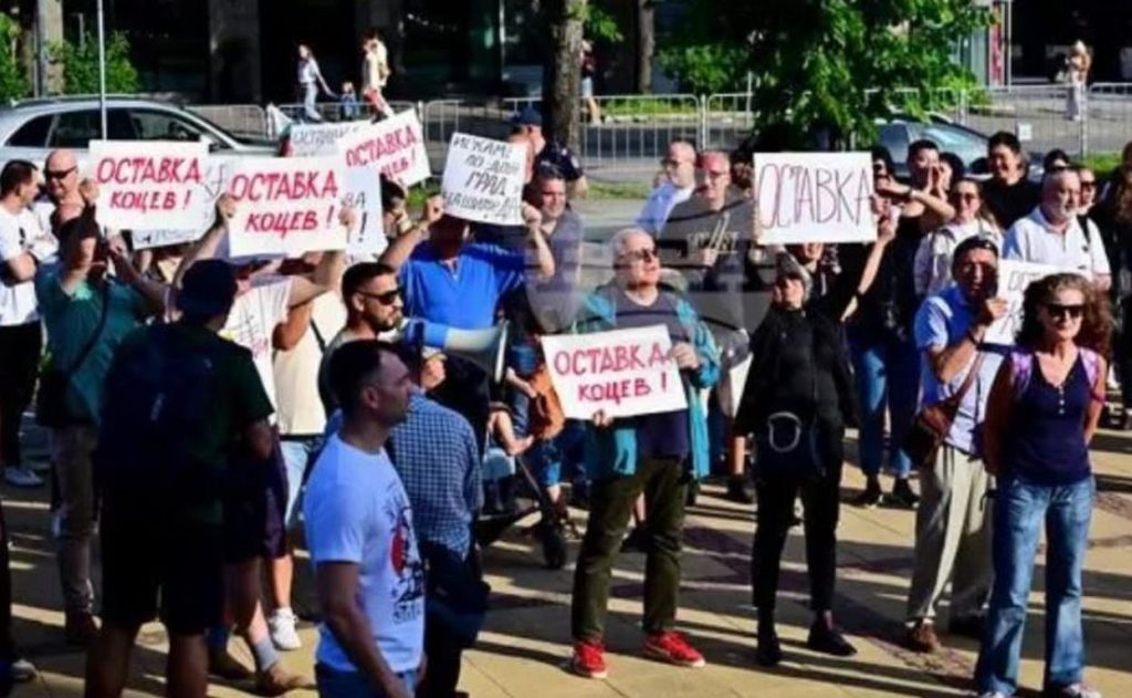 „Варна заслужава повече“: Протест срещу управлението на Благ